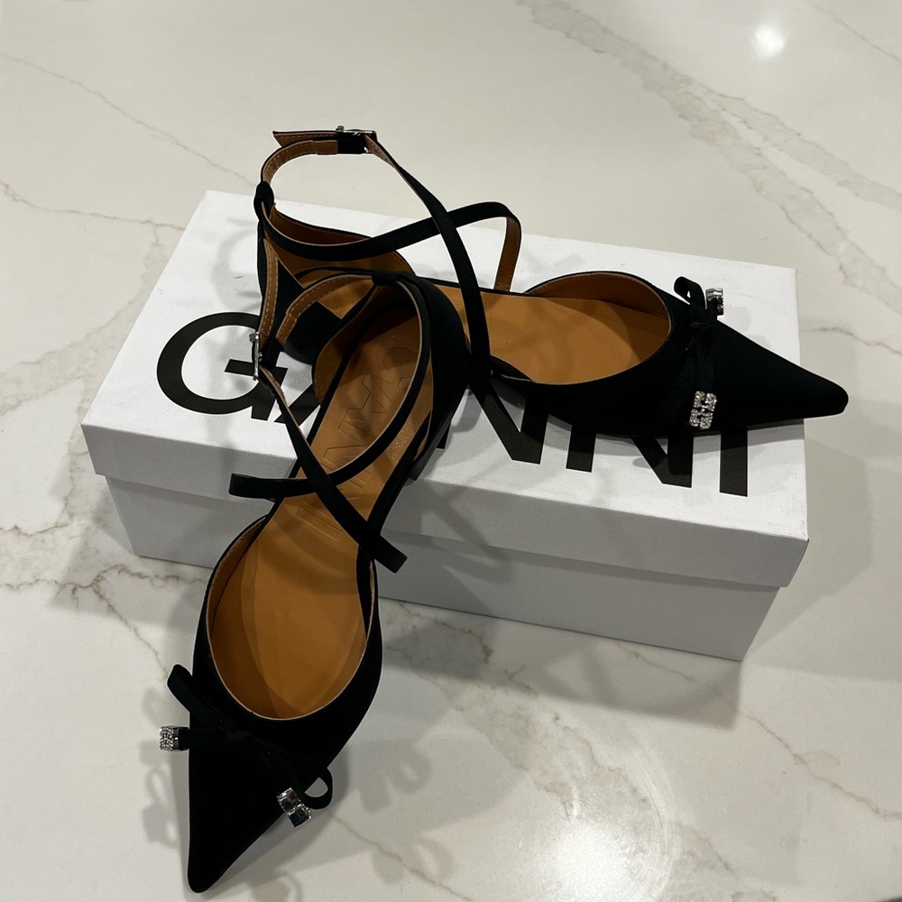 Ganni Black Satin Butterfly Bow Point Toe Ballet Flat Shoes Size 37 - Picture 4 of 5